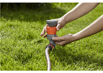 Arroseur circulaire Vario Comfort sur pic- Gardena